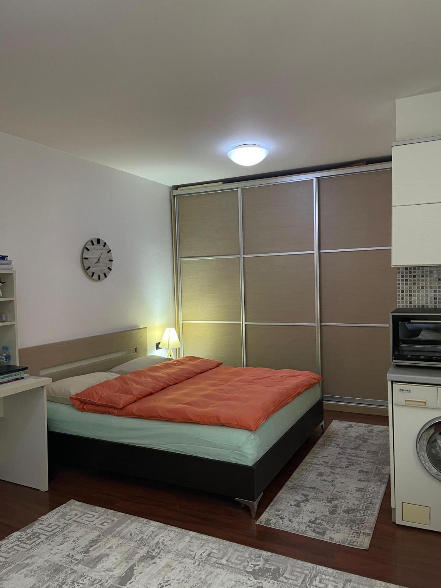 Sky Center Apartment Тирана Екстер'єр фото