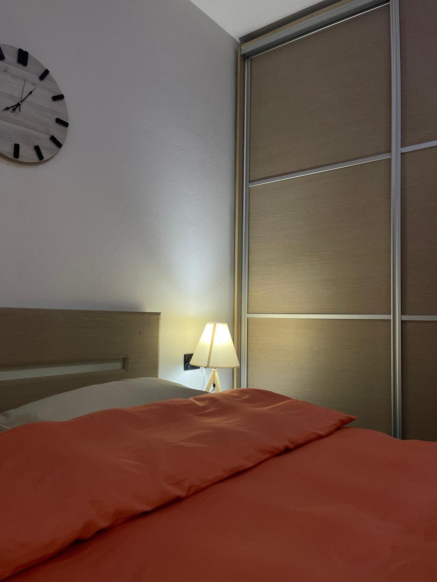 Sky Center Apartment Тирана Екстер'єр фото